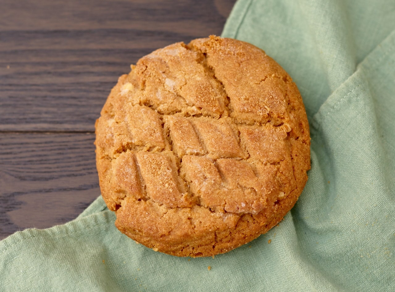 Macrina's Mini Old-Fashioned Peanut Butter Cookie by Macrina Bakery