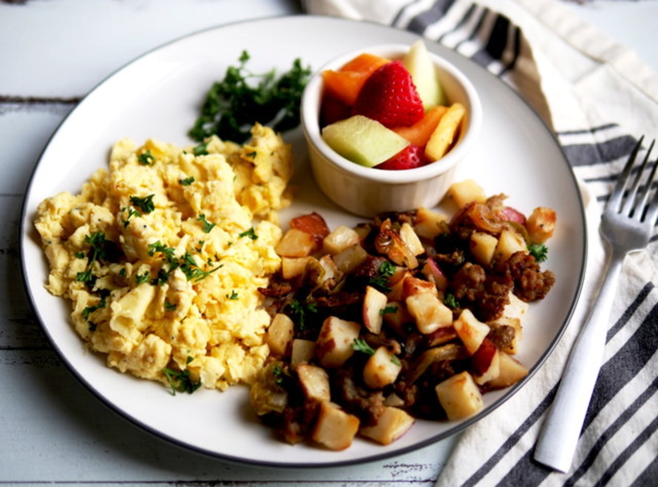 Turkey, Peppers and Onion Hash Boxed Lunch by Ripe Catering